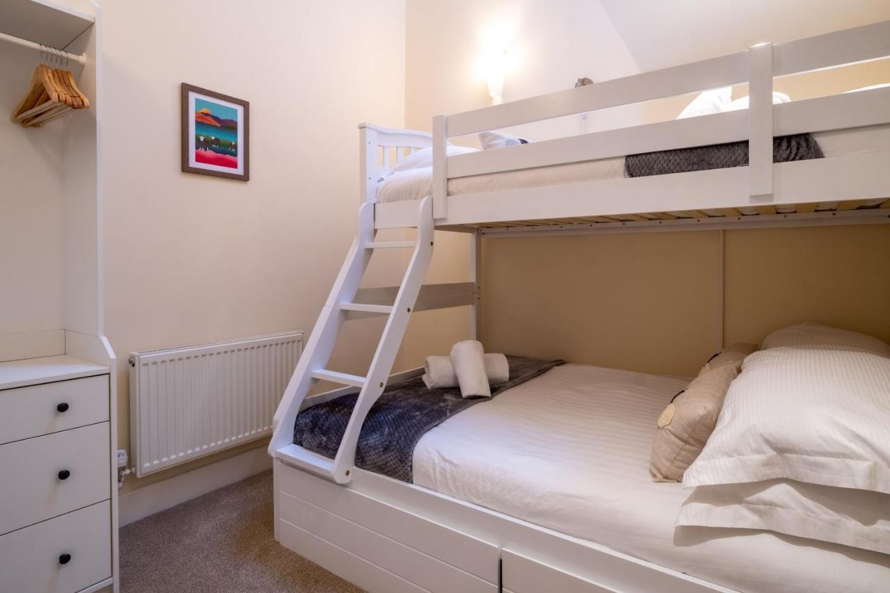 Villa The Warren - Kendal Town Centre, With Parking Exterior foto